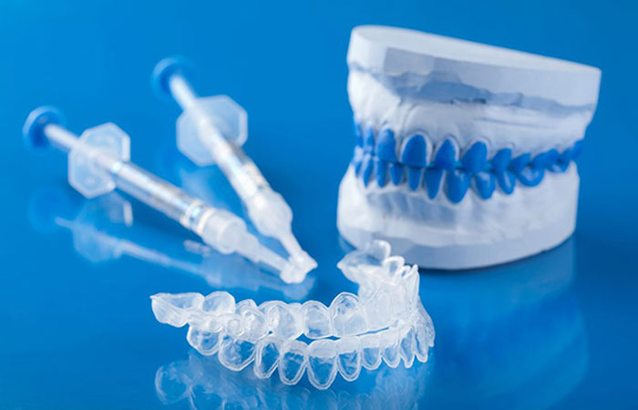 tay trang rang co hai khong